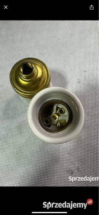 Przedwojenne oprawki z porcelankami na żarówki sprzedam