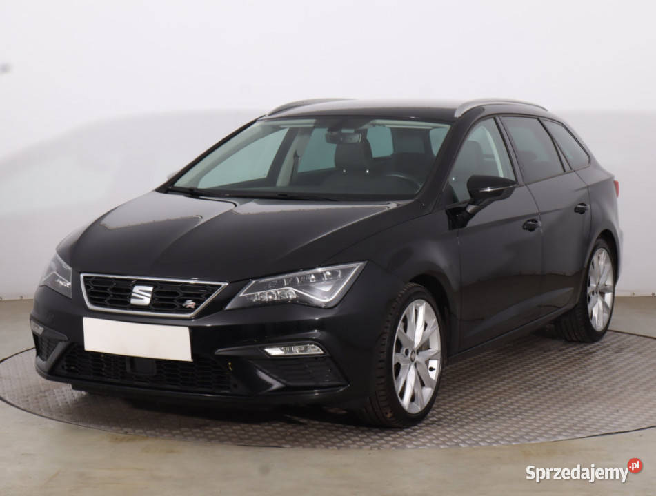 Seat Leon 15 TSI skórzana tapicerka Piaseczno