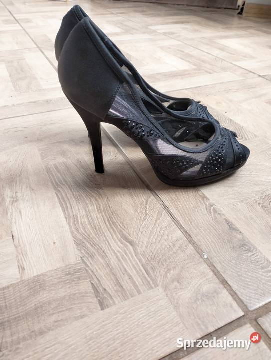 Buty na obcasie Zawadka