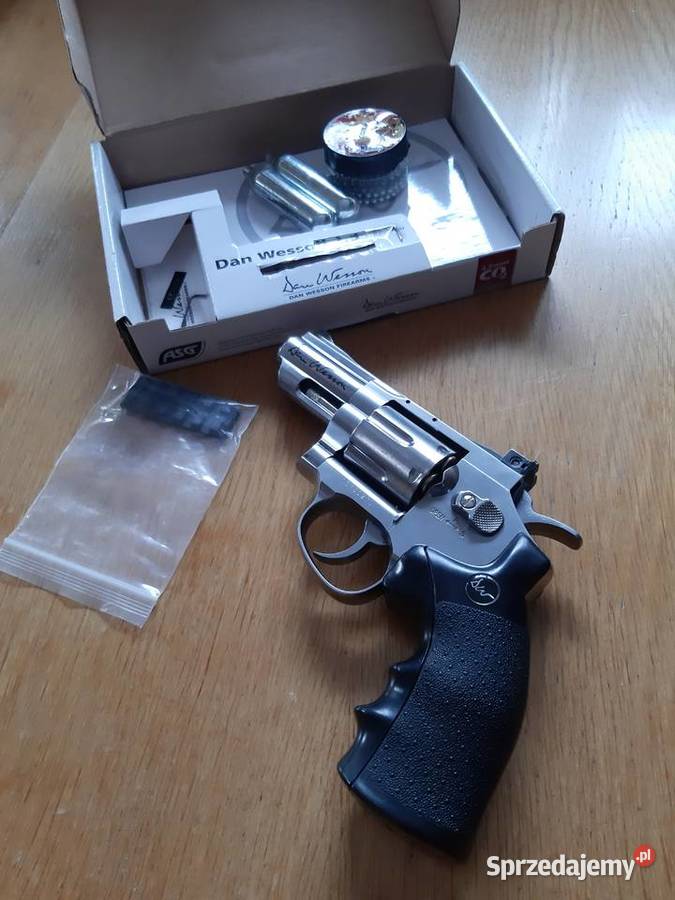 Rewolwer Dan Wesson 2,5 " 4,5 mm BB