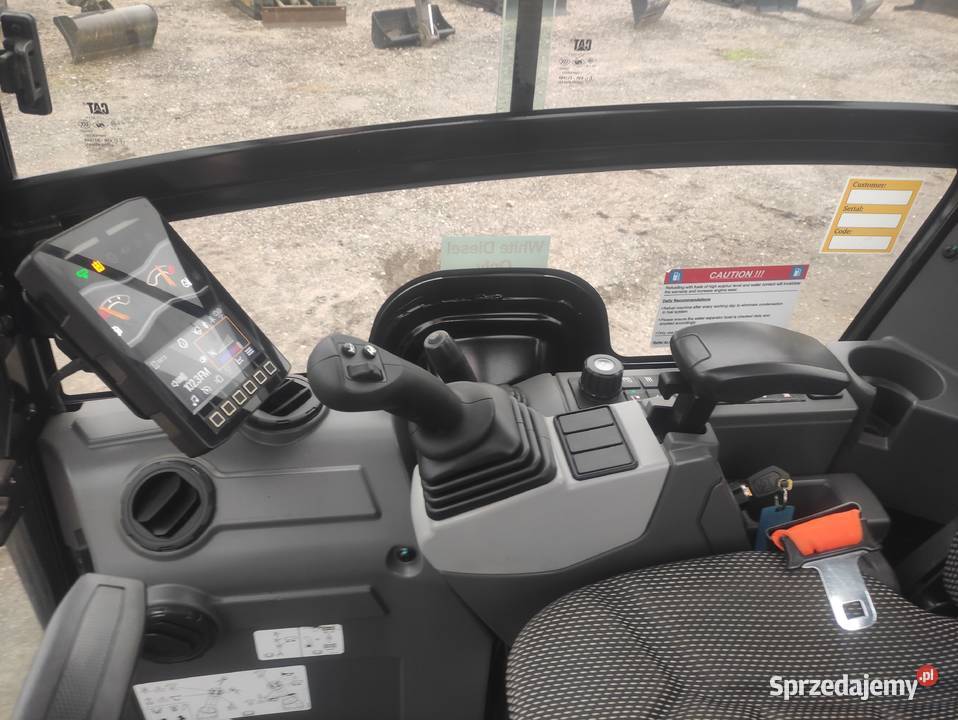 Minikoparka CAT 3016 2022r przebieg 600mtg Ryżki