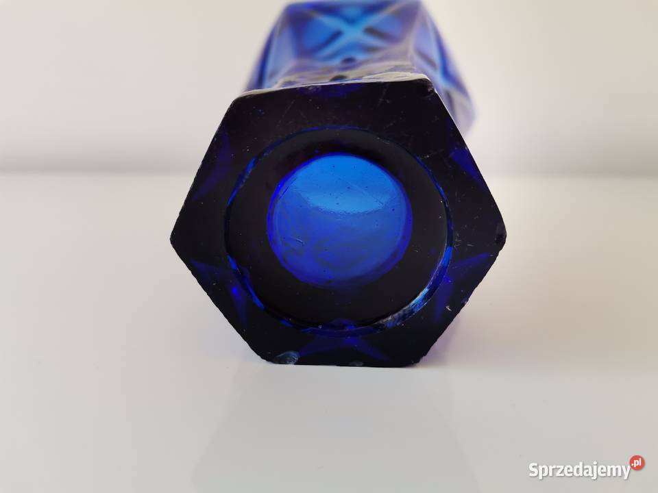 Stary niebieski wazon szkło kobaltowe HSG Katowice