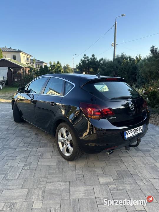 Opel Astra J 16T SPORT Podolszyn Nowy