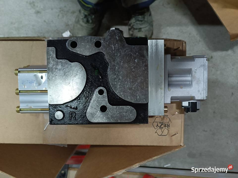 Zawór sekcja zaworu 47595559 47735821 Gręblin