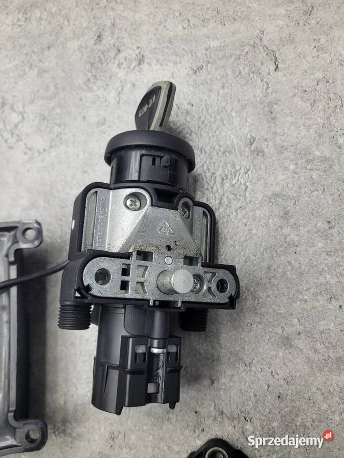 CANAM CAN AM SPYDER RT STACYJKA KLUCZYK Nowy Tomyśl