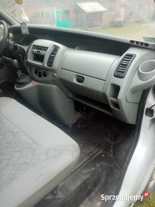 opel vivaro trafic 19 dti Niedrzwica Duża