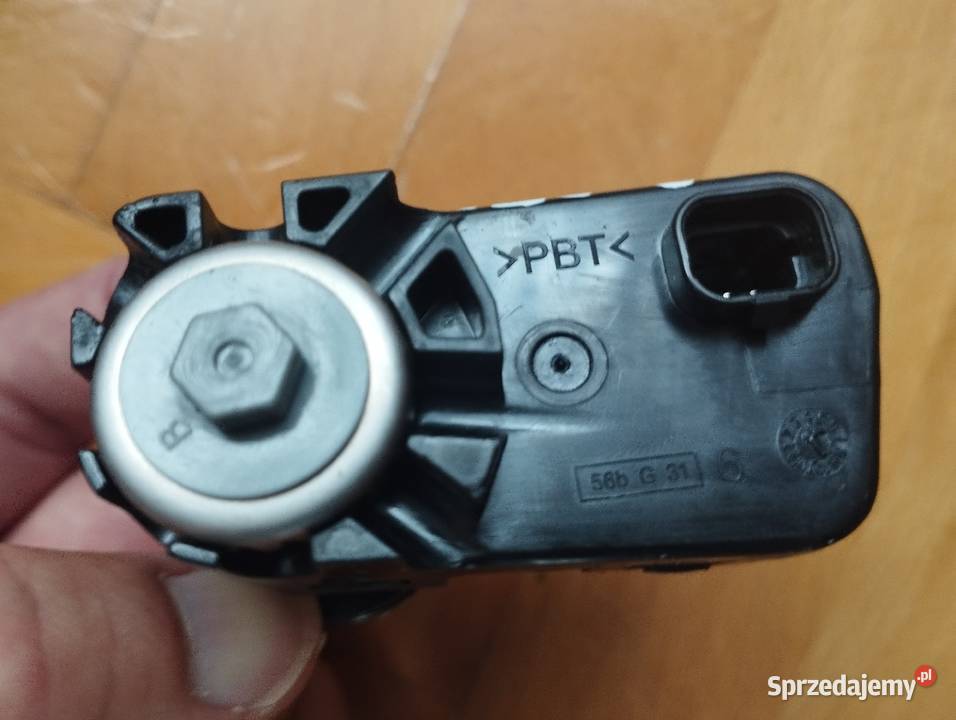 Kia Sportage 3 zaślepki lampy przódsilniczek Części samochodowe Kraków