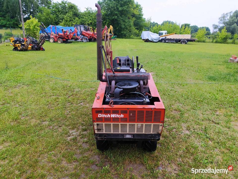 Ditch Witch 255 SX Pługoukładacz