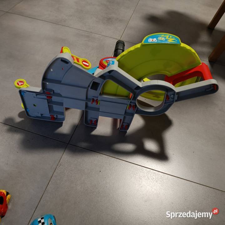 zabawkowy tor samochodowy z serii Smoby Vroom wielkopolskie Poznań