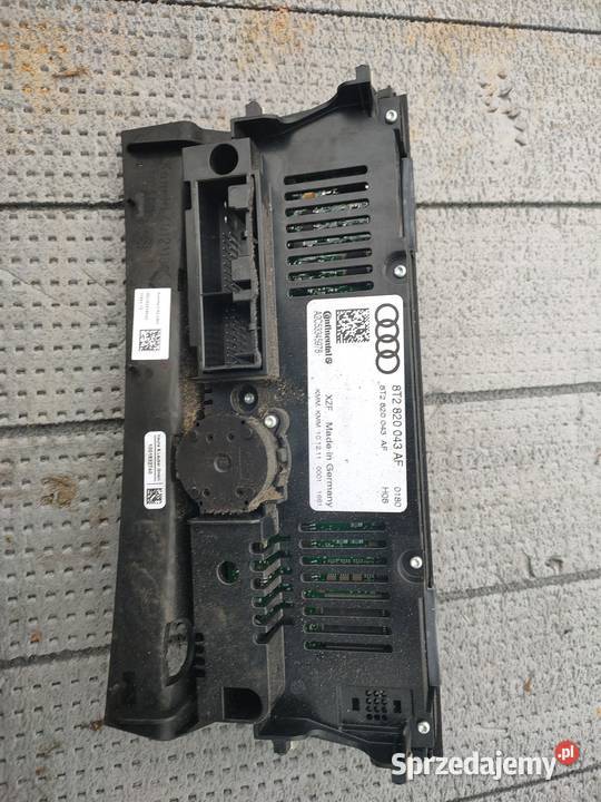 PANEL KLIMATYZACJI CLIMATRONIC 8T2820043AF AUDI Biała Podlaska