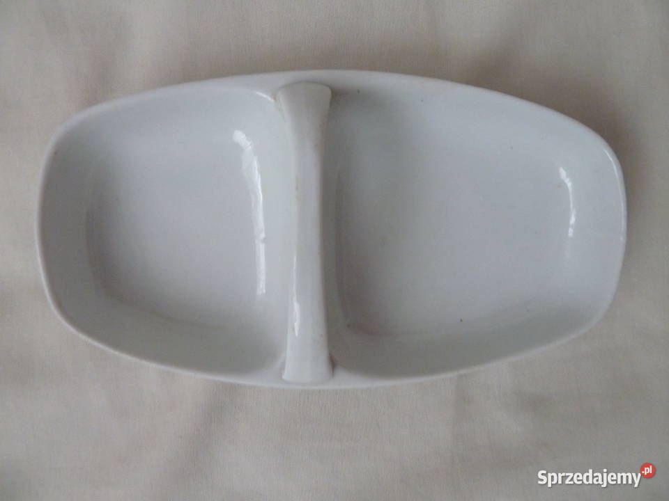 Porcelanowy kabaret z manufaktury Chodzieź do