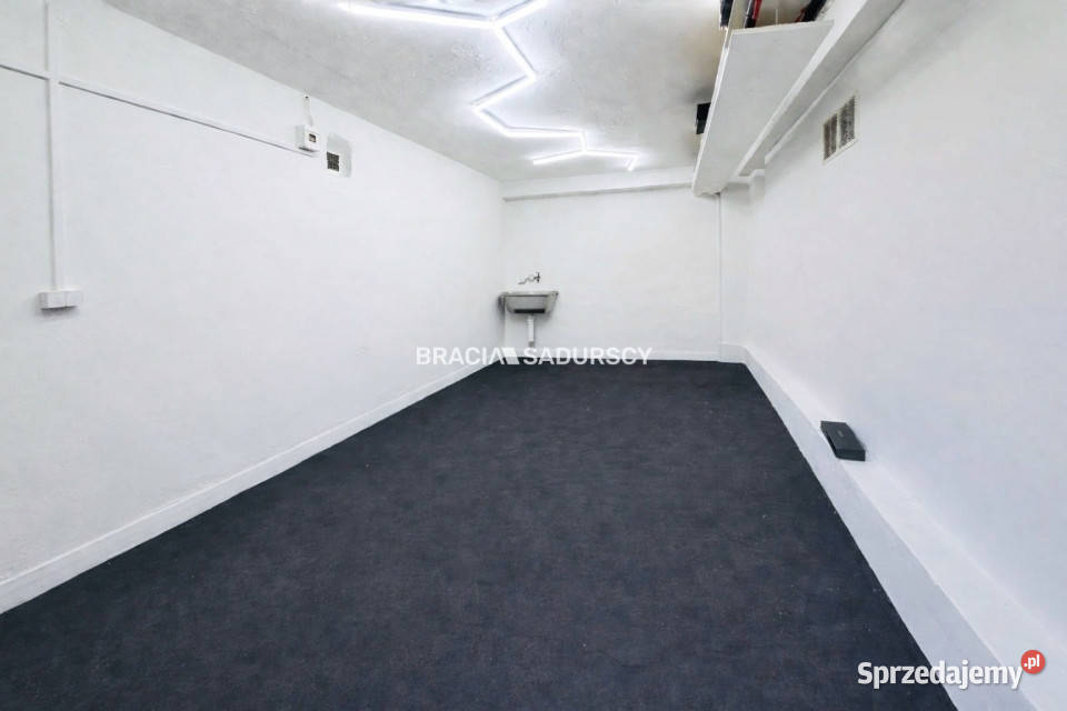 Garaż Kraków 15m2 Garaże i miejsca postojowe