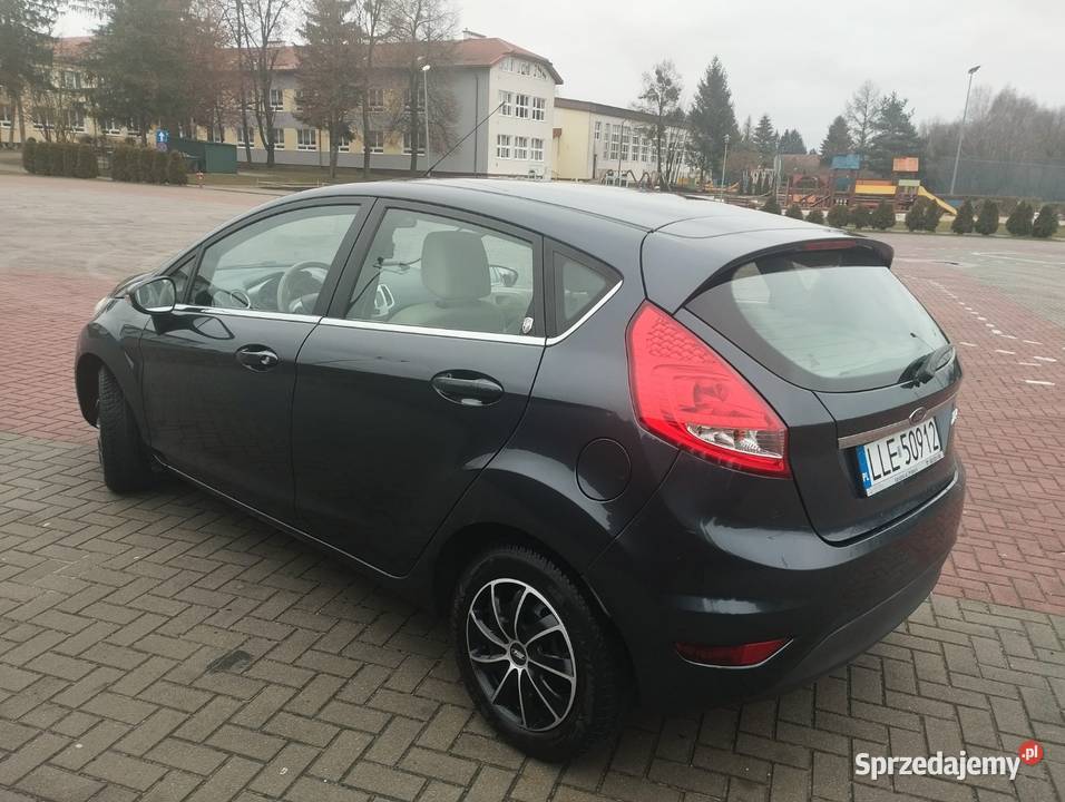 Ford Fiesta 2010 125 BenzGaz Rok produkcji 2010 lubelskie Cyców