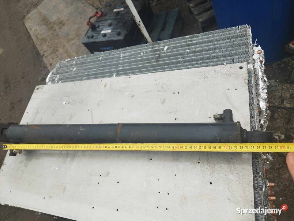 Siłownik hydrauliczny Złożony 77 rozciągnięty Strzyżew sprzedam