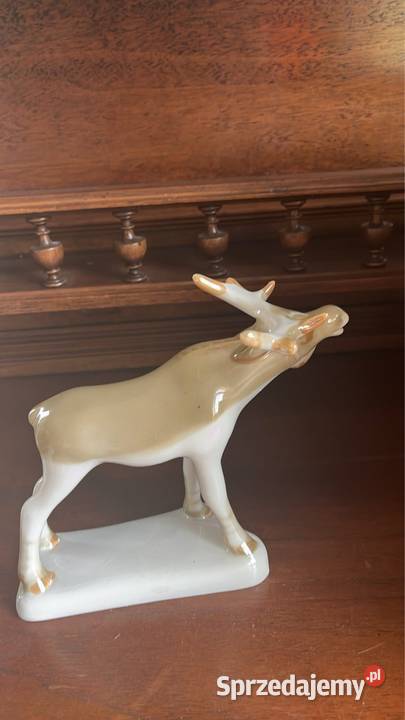 Figurkę łosia z Fabryki Porcelany Połonne Gdańsk