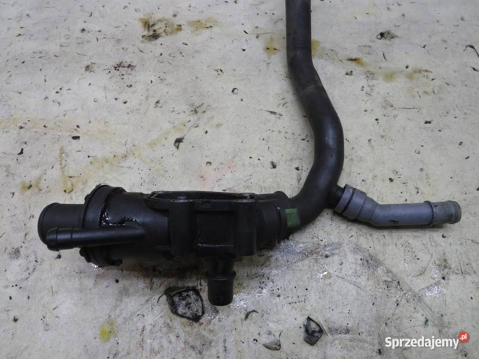 OBUDOWA TERMOSTATU WĄŻ WODY KUGA MK2 20 TDCI