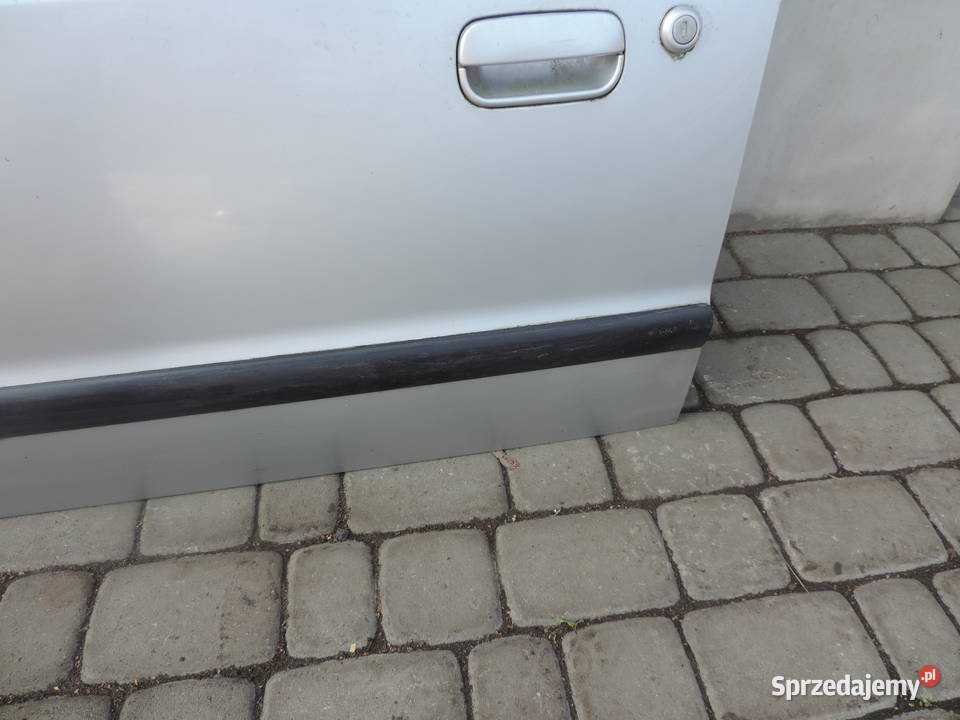 DRZWI LEWE PRZEDNIESKODA FELICJA HB 5D Rok produkcji 2000 Nowy Sącz