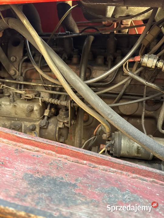 Ciągnik Massey Ferguson 675 Ładowacz czołowy tur Przyłęk