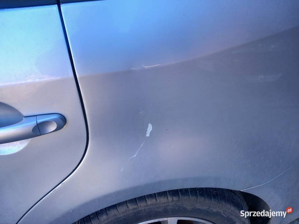 VW Touran 16 TDi 105 2011r 7 osobowy