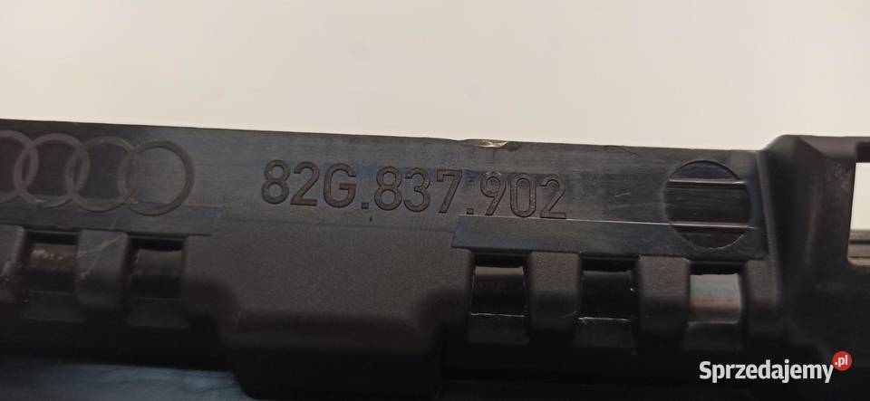AUDI A1 82A LISTWA DRZWI PRAWY PRZÓD 82G837902 osobowe Karoseria