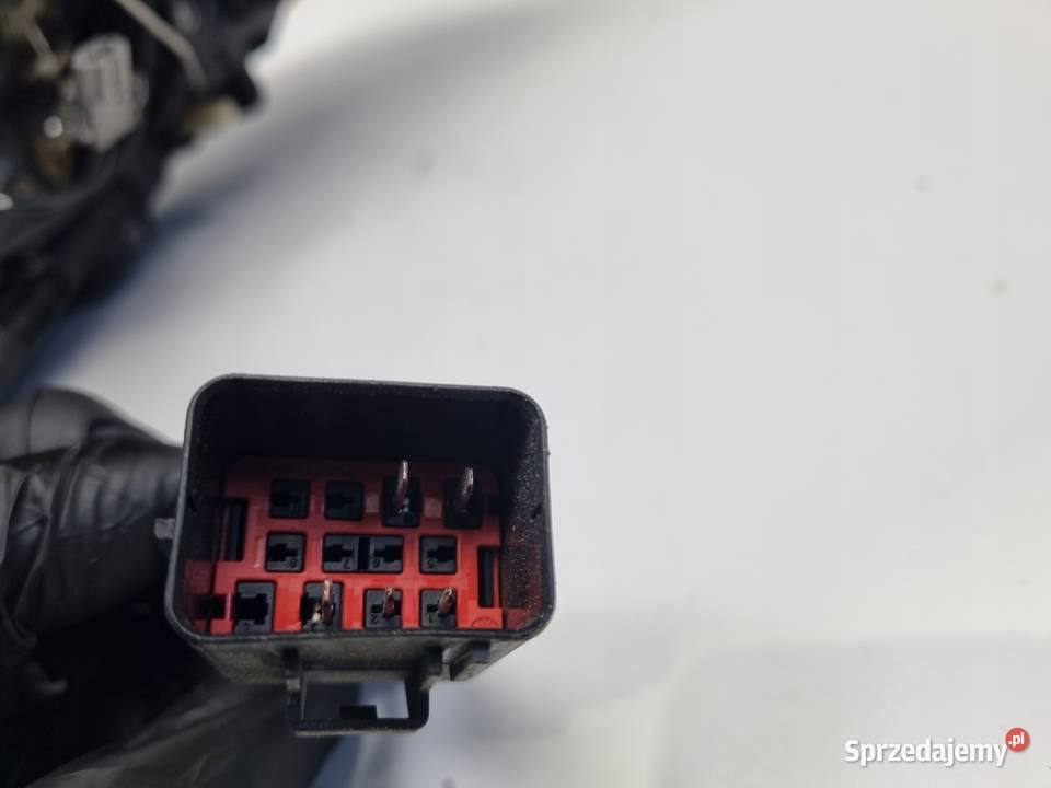 Volvo XC60 0817r PRZEDNIA LAMPA PRAWA PRAWY Lampy przednie Janów