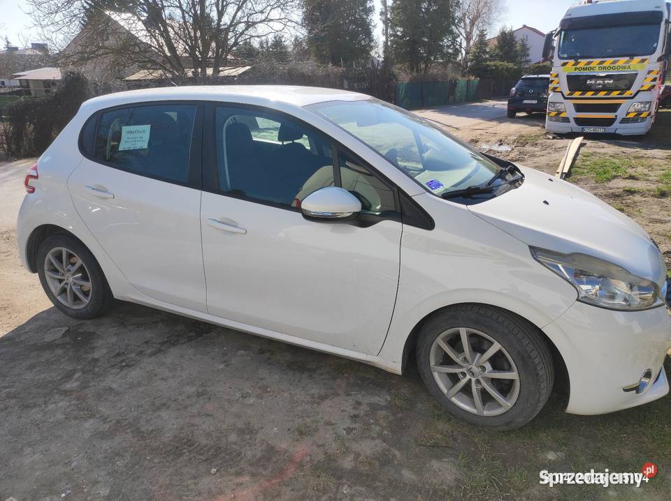 Peugeot 208 14 vti gaz wielofunkcyjna kierownica lubelskie Chełm