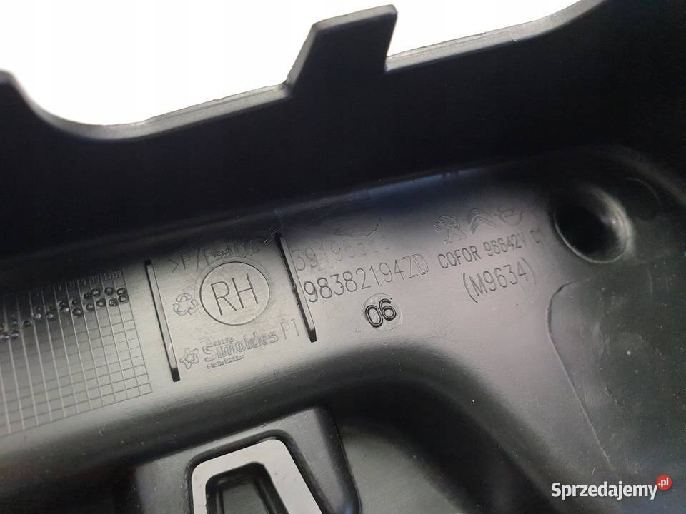Opel Corsa F 5D PRAWY BOCZEK BAGAŻNIKA Janów