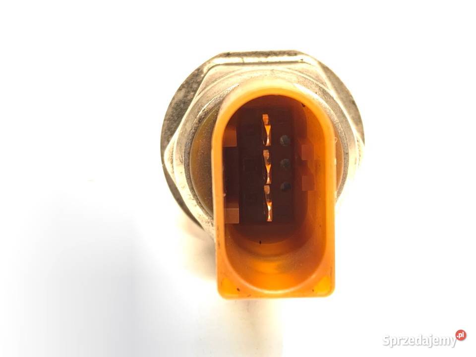 CZUJNIK CIŚNIENIA PALIWA VW GOLF VI 03L906051 16 sprzedam