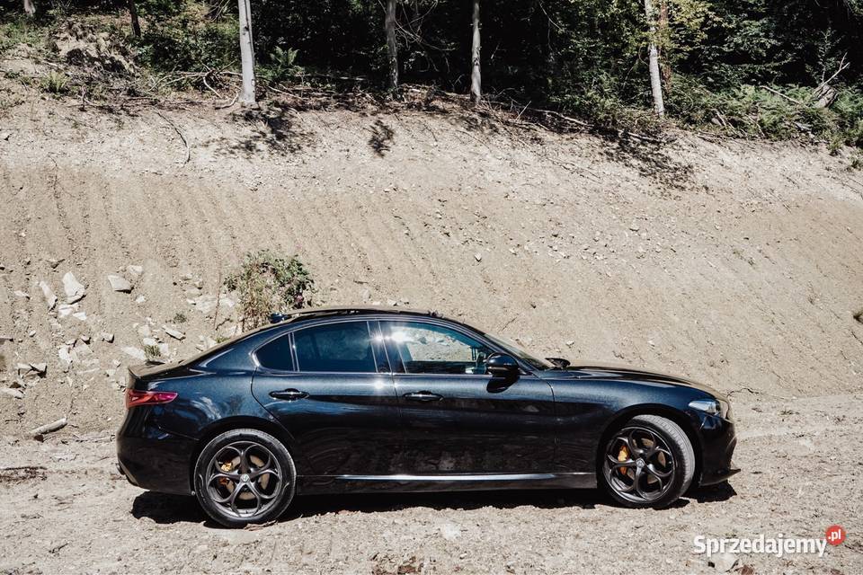 Na ślub Alfa Romeo GIULIA VELOCE TI 310 do ślubu podkarpackie Jasło