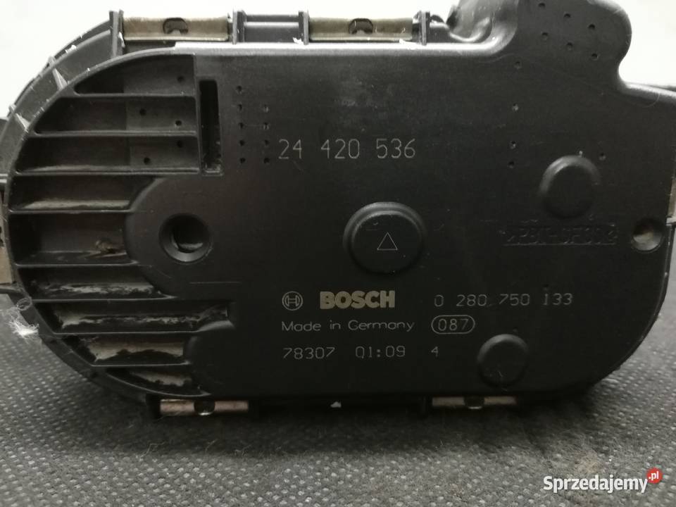Opel Corsa D 14 12 10 B przepustnica Silniki i osprzęt