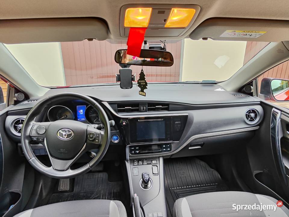Toyota Auris 18 Hybrid Salon Polska hybryda Turek