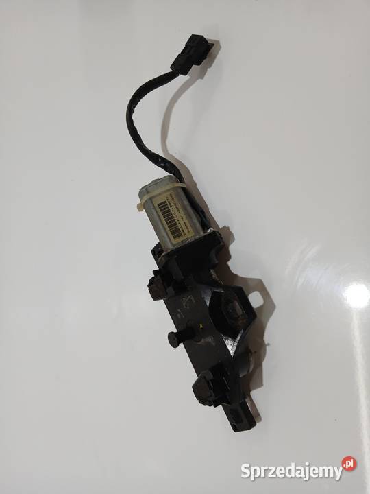 ZAMEK RYGIEL KLAPY BAGAŻNIKA BMW 5 E61 7129931 Strzyżewice