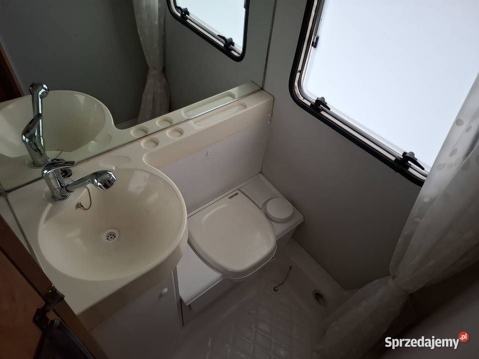 Fiat ducato camper idealny stan 131 Rok produkcji 1996 Strzegom