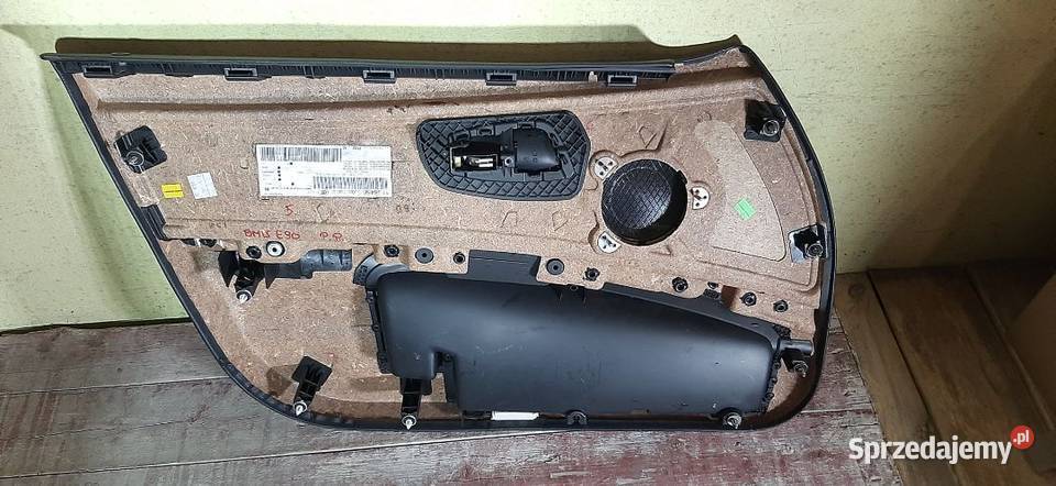 Boczek tapicerka drzwi BMW E90 Prawy przód