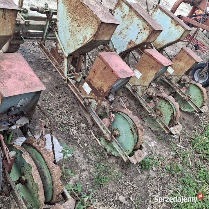 Sprzedam przyczepę samozbierająca i siewnik do Siewniki Bystrzejowice Pierwsze