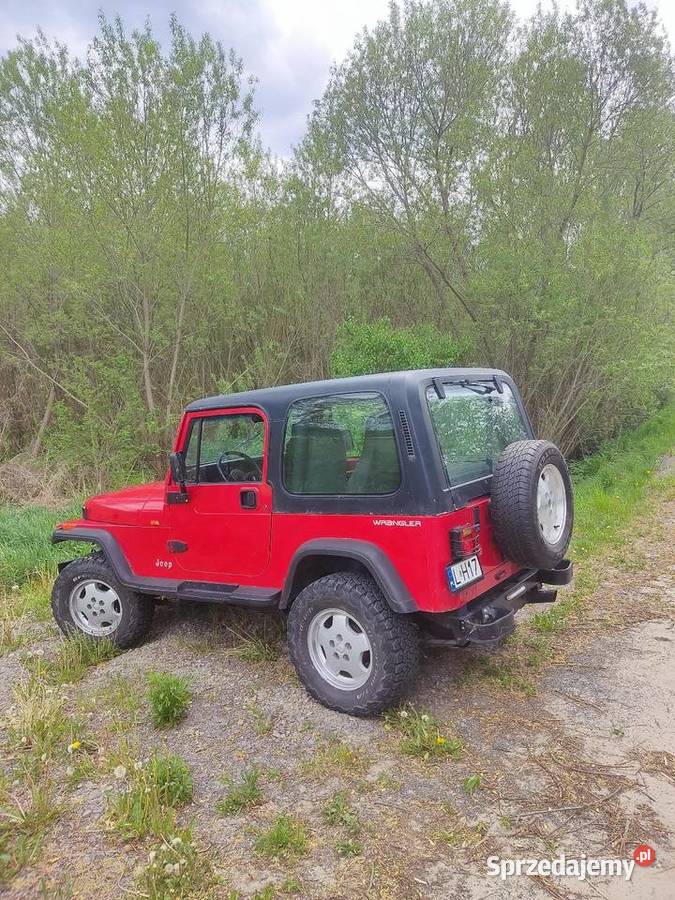 Jeep Wrangler YJ 25 rocznik 1995 czerwony Skierbieszów