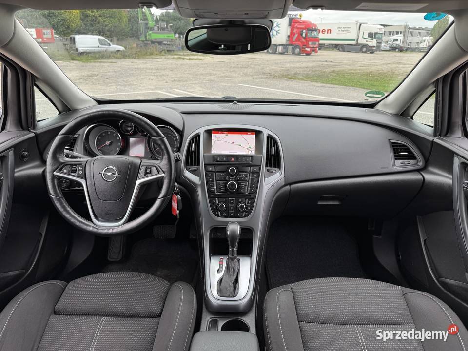 Opel Astra J 14 BENZYNA Klimatronik Tempomat wielkopolskie Konin