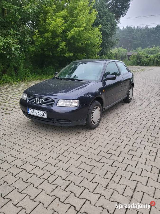 Sprzedam Audi A3 98 16 benzyna to poprawek 31131km Starachowice
