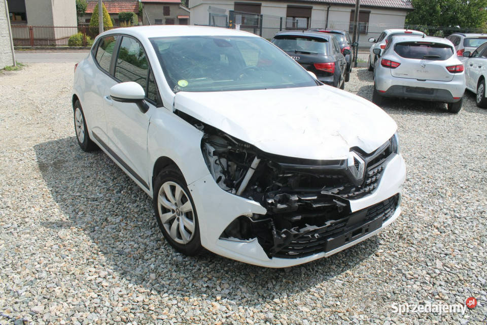 Renault Clio V 2019 światła przeciwmgielne wielkopolskie Ostrów Wielkopolski sprzedam