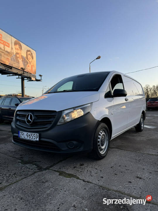 Mercedes Vito Niski przebieg kamera cofania Nowy VAT marża Szczecin