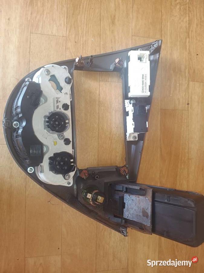 Panel Nawiewu Ford Focus MK1 Ghia hatchback