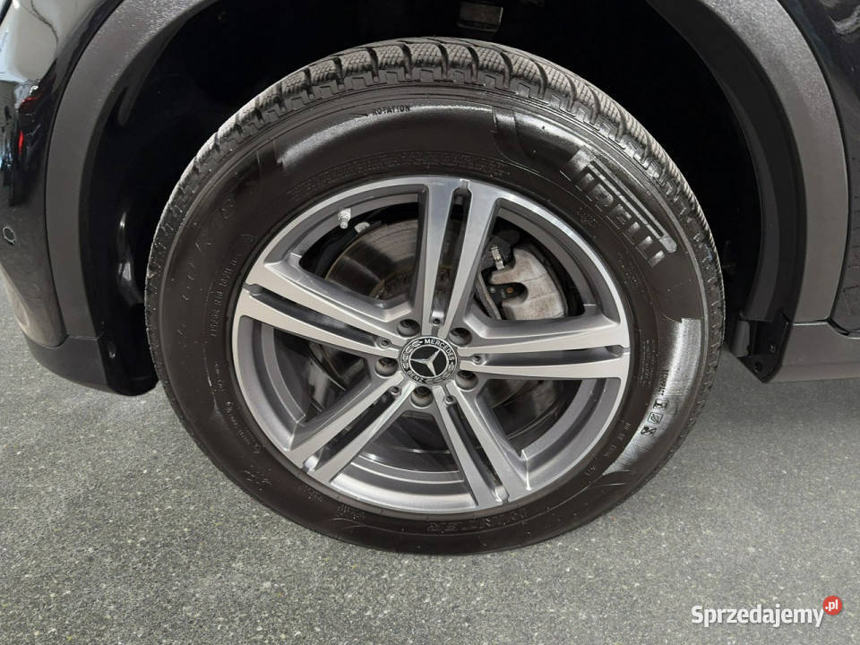 Mercedes GLC 220 VAT 23 20d 194 4matic 2021 r światła LED