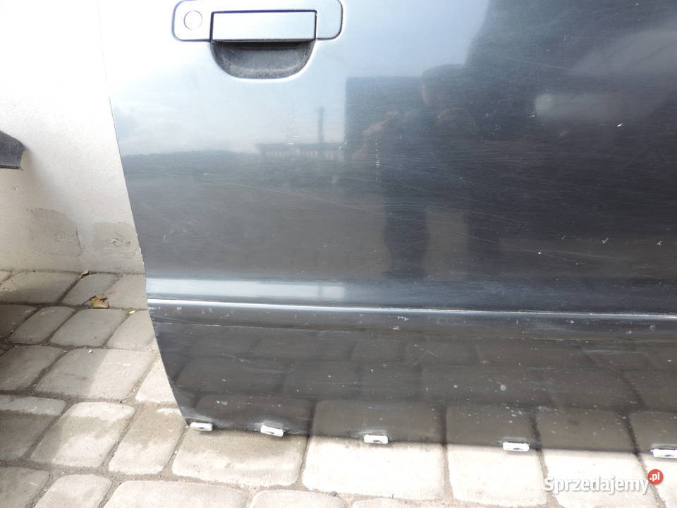 AUDI A4 B5 SEDAN DRZWI PRAWE PRZEDNIE LZ9U Nowy Sącz