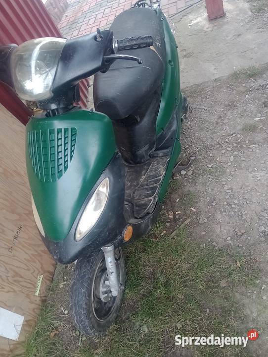 Skuter 50 z papierami Boguchwała sprzedam