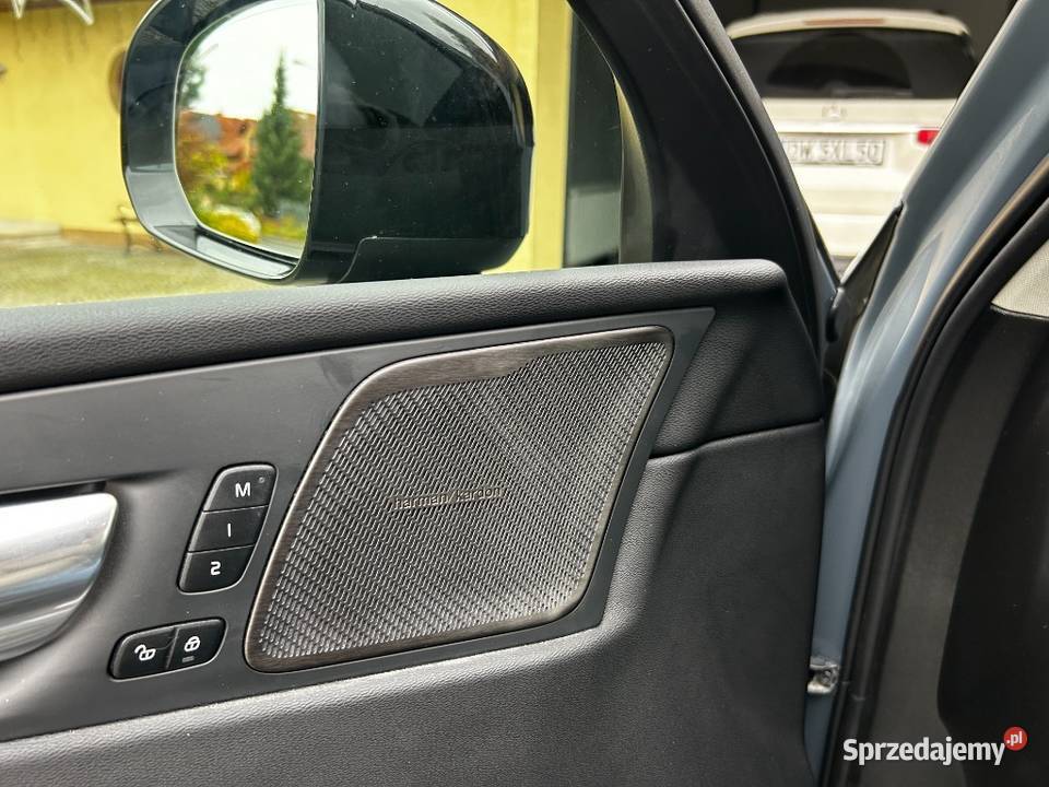 Volvo XC 60 T8 AWD Recharge Geatronic RDesign nieuszkodzony dolnośląskie