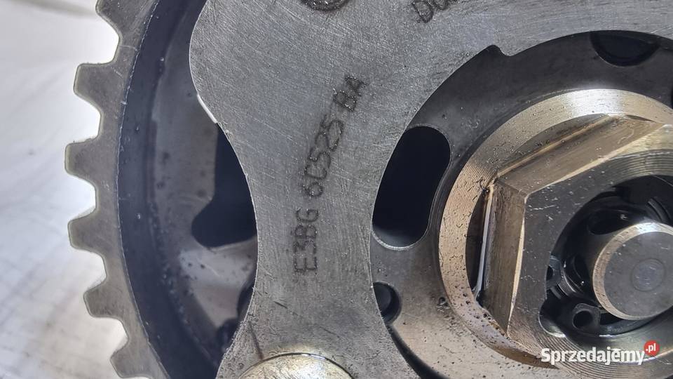 WAŁEK ROZRZĄDU SSĄCY KOŁO ROZRZĄDU FORD FOCUS Rozrząd Motoryzacja