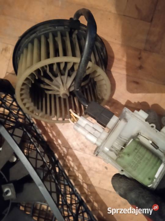 vw passat b3 lampa tył lewa prawa w błotnik Przemyśl
