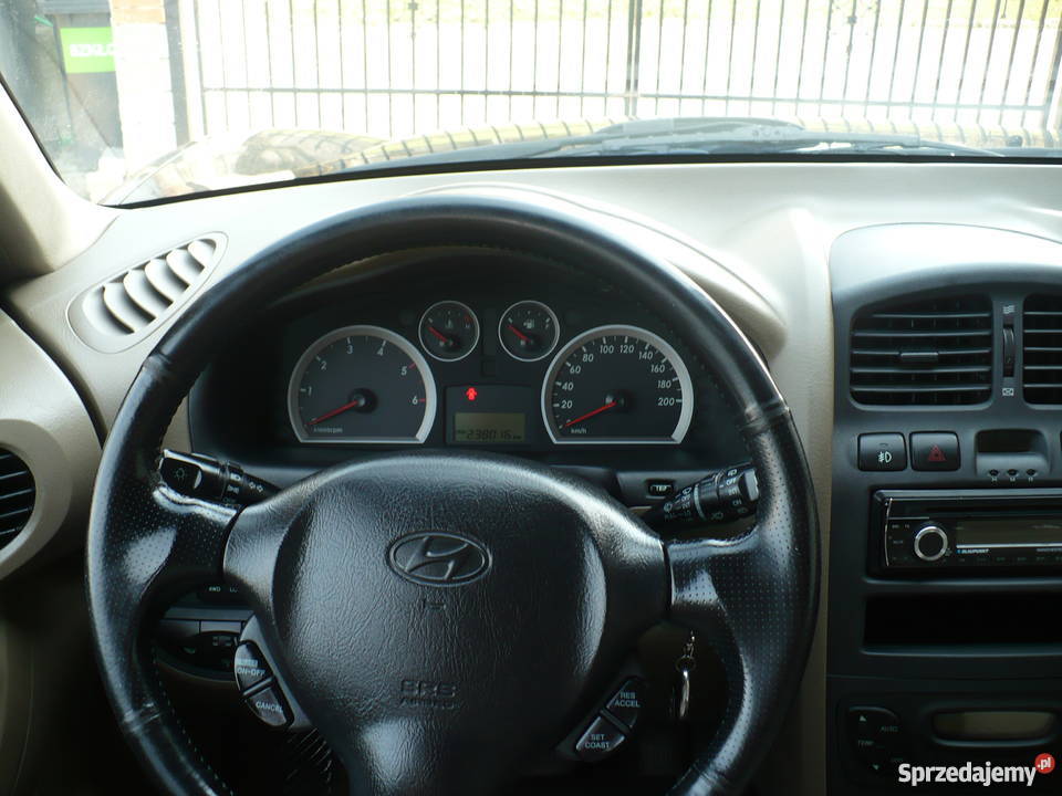 Hyundai Santa Fe 2005 20 Crdi 125AUT Mega Stan dolnośląskie Strzelin sprzedam