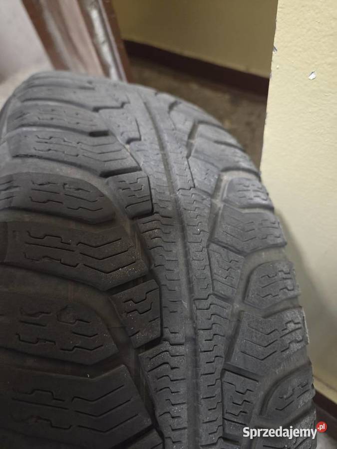 2 opony 20560R16 Uniroyal Dąbrowa Górnicza