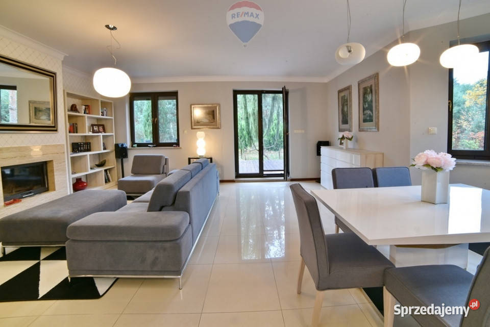 Uroczy dom w Arciechowie Zalewem Zegrzyńskim elektryczne Arciechów